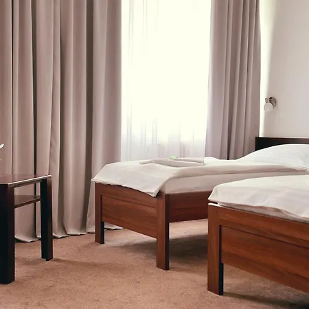 Hotel Merkur - 3*