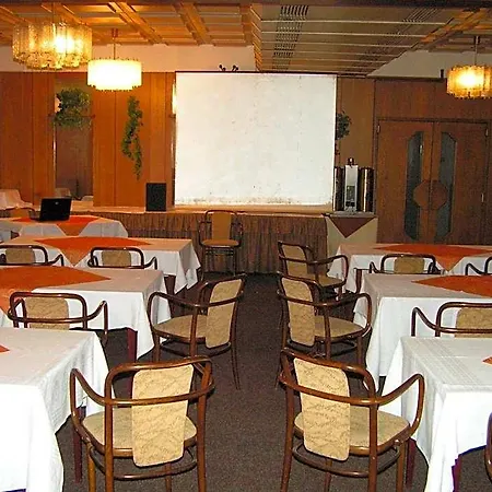 Hotel Merkur - 3*